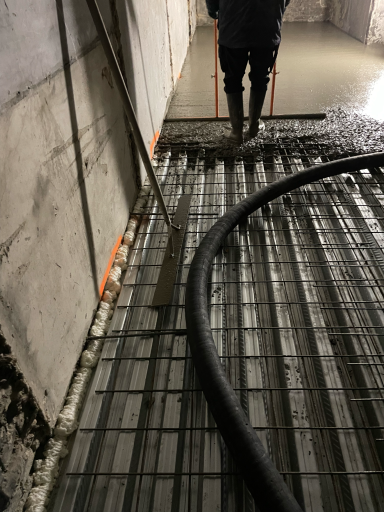 coulage dalle béton et tirage